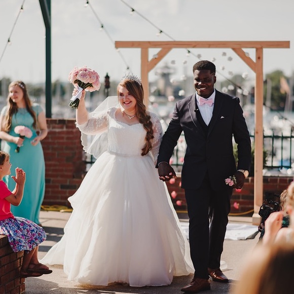 Oleg Cassini Wedding Gown - Picture 6 of 12